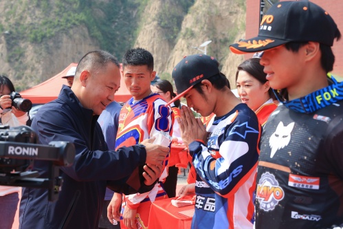 http://szgh.oss-cn-beijing.aliyuncs.com/mfjjw/20241005/e28dcde7c22ee712e49df5489471d84dad9c8a9a.jpg