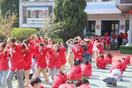 http://szgh.oss-cn-beijing.aliyuncs.com/mfjjw/20241011/2fae5221e9e3061af0cfeb9d880a7586963680f8.jpg