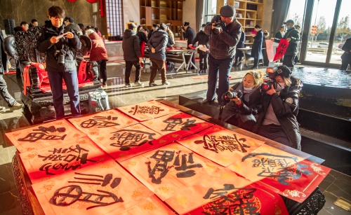 http://szgh.oss-cn-beijing.aliyuncs.com/mfjjw/20250115/8794cfc6aa5be70a775838891d64a98a6ca7c05c.jpg