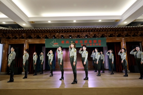 http://szgh.oss-cn-beijing.aliyuncs.com/mfjjw/20250321/da7754b9da666bb17620a5638ec034825e4ad7cf.jpg