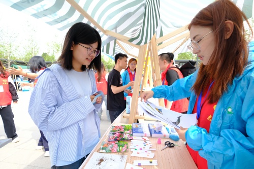 http://szgh.oss-cn-beijing.aliyuncs.com/mfjjw/20250428/b3fdc942b0eaddb1bb0410de69bdfa772eee107c.jpg