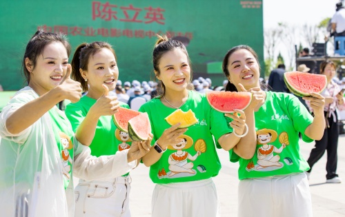 http://szgh.oss-cn-beijing.aliyuncs.com/mfjjw/20250512/006090add90e21286e47695a7f11f0b1b614c1c4.jpg