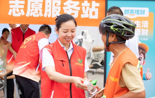 http://szgh.oss-cn-beijing.aliyuncs.com/mfjjw/20250608/89dcb731de2bd534fc1cde98102182b68a3729ce.jpg