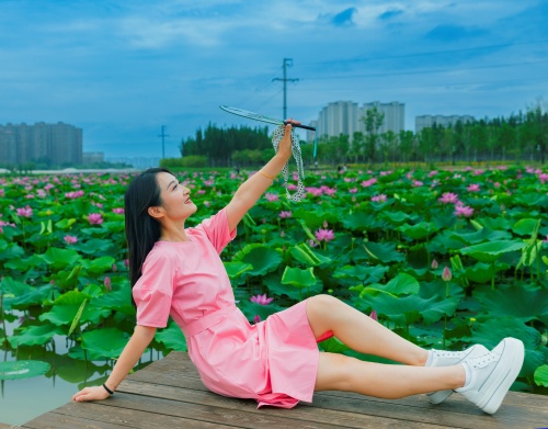 http://szgh.oss-cn-beijing.aliyuncs.com/mfjjw/20250620/193703e8a4d762dd0430d02414b025150894c3c2.jpg