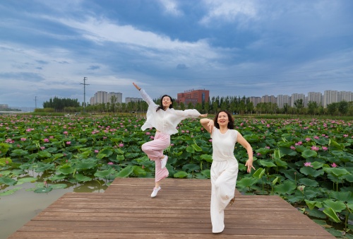 http://szgh.oss-cn-beijing.aliyuncs.com/mfjjw/20250620/2d65ad023b7ffad35310d7071d0a2d6ceb454e3e.jpg
